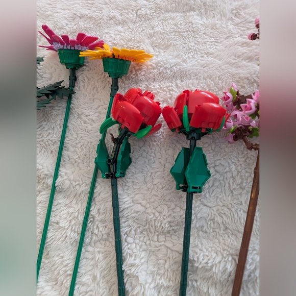 LEGO Botanical Collection Flower Bouquet - Picture 6 of 6